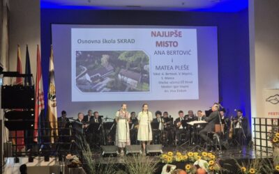 Nastup učenica na 54. Festivalu dječje kajkavske popevke u Zlataru
